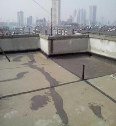 常熟漏水维修 楼顶漏水是什么原因，楼顶漏水维修方法是什么?